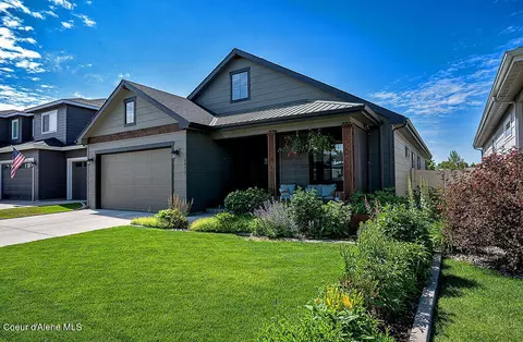 2052 W Bernard Dr, Coeur D'alene, ID 83815