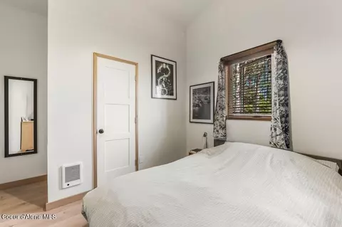 Bedroom - 10130 W Pine St, Sandpoint, ID 83864 photo 7 of 7