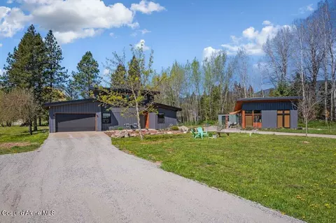 Exterior - 10130 W Pine St, Sandpoint, ID 83864 photo 3 of 11