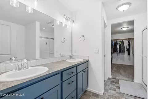 Bath - 1074 E Allenby Ave, Post Falls, ID 83854 photo 1 of 3