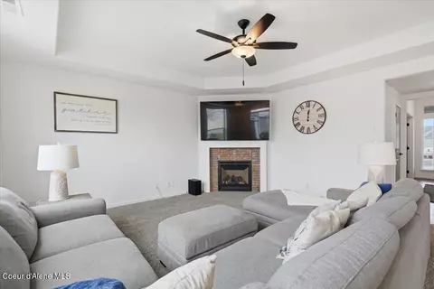 Living - 1074 E Allenby Ave, Post Falls, ID 83854 photo 1 of 1