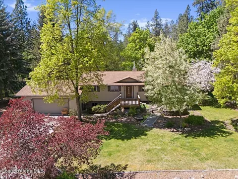 16259 W Hollister Hills Dr, Hauser, ID 83854