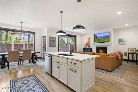 Kitchen - 207 Madera Dr, Sandpoint, ID 83864 photo 8 of 8