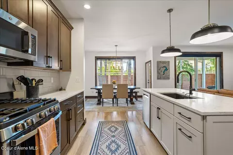 Kitchen - 207 Madera Dr, Sandpoint, ID 83864 photo 7 of 8