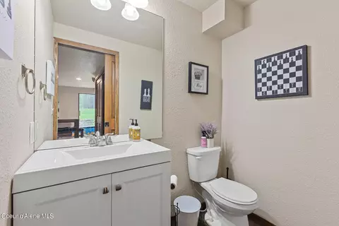 Bath - 5999 E Roger Dr, Post Falls, ID 83854 photo 3 of 5