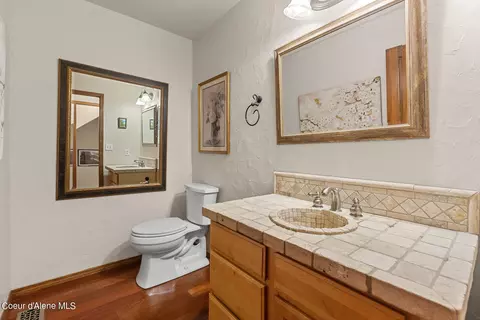 Bath - 5999 E Roger Dr, Post Falls, ID 83854 photo 2 of 5