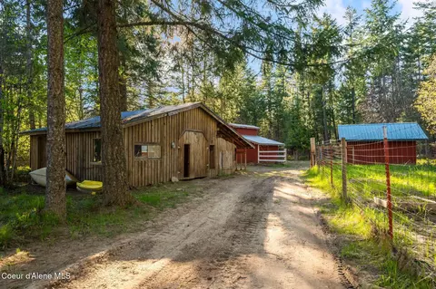 Exterior - 883 Mountain View Rd, Clark Fork, ID 83811 photo 7 of 13