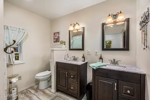 Bath - 883 Mountain View Rd, Clark Fork, ID 83811 photo 1 of 5