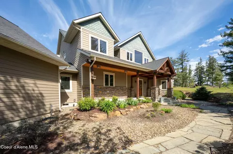 Exterior - 645 Eagle Crest Dr, Sagle, ID 83860 photo 2 of 27