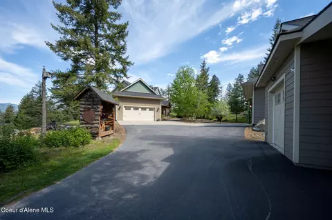 Exterior - 645 Eagle Crest Dr, Sagle, ID 83860 photo 25 of 27
