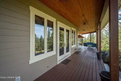 Exterior - 645 Eagle Crest Dr, Sagle, ID 83860 photo 9 of 27