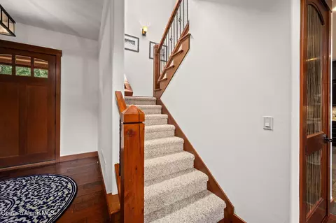 Entry Way - 645 Eagle Crest Dr, Sagle, ID 83860 photo 4 of 8