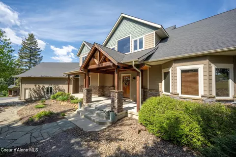 Exterior - 645 Eagle Crest Dr, Sagle, ID 83860 photo 5 of 27