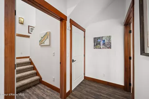 Entry Way - 645 Eagle Crest Dr, Sagle, ID 83860 photo 7 of 8