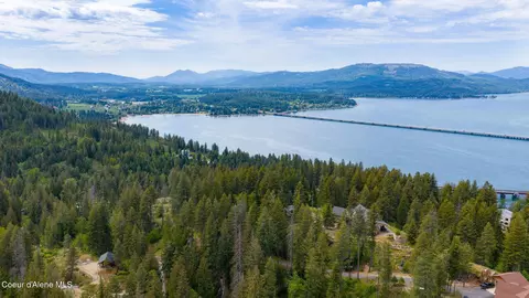 View/Area - 645 Eagle Crest Dr, Sagle, ID 83860 photo 6 of 12