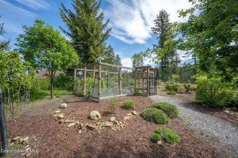 Exterior - 645 Eagle Crest Dr, Sagle, ID 83860 photo 18 of 27
