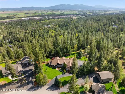 13434 N Abeja Rd, Rathdrum, ID 83858