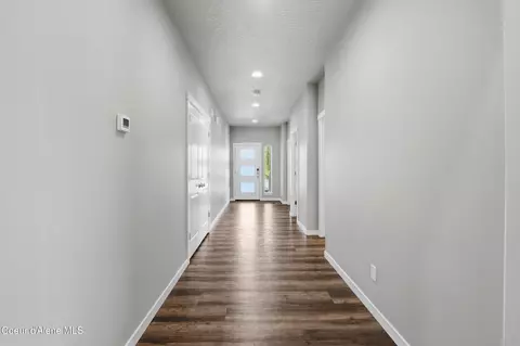 Entry Way - 1880 W Alsea Loop, Post Falls, ID 83854 photo 2 of 3