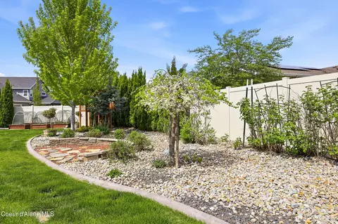 Exterior - 1880 W Alsea Loop, Post Falls, ID 83854 photo 13 of 15