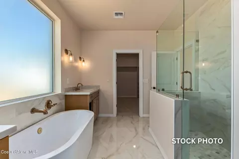 Bath - B1l1 Sylvan Rd, Athol, ID 83801 photo 3 of 6