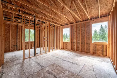 Bedroom - B1l1 Sylvan Rd, Athol, ID 83801 photo 2 of 2