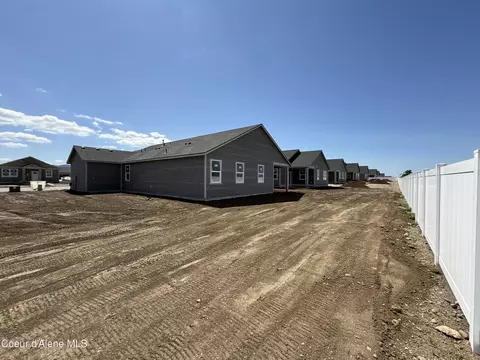 Exterior - 5339 E Aquila Ave, Post Falls, ID 83854 photo 4 of 5