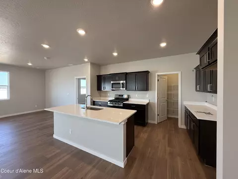 Kitchen - 5339 E Aquila Ave, Post Falls, ID 83854 photo 1 of 2