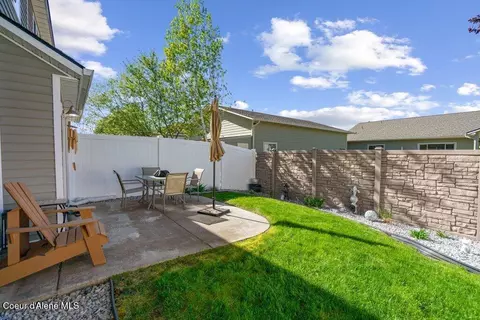 Exterior - 3379 E Brownstone Ct, Post Falls, ID 83854 photo 2 of 4
