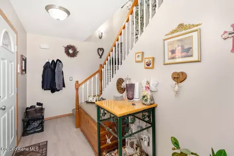 Entry Way - 3379 E Brownstone Ct, Post Falls, ID 83854 photo 1 of 2