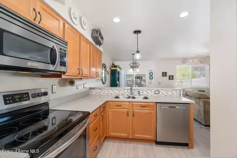 Kitchen - 3379 E Brownstone Ct, Post Falls, ID 83854 photo 1 of 2