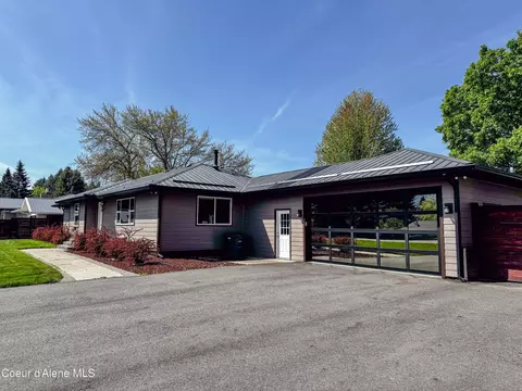 9347 N Baack Rd, Hayden, ID 83835