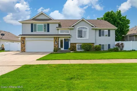 Exterior - 8299 N Raspberry Ln, Hayden, ID 83835 photo 2 of 6
