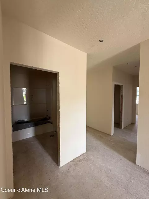 Entry Way - 5303 E Aquila Ave, Post Falls, ID 83854 photo 3 of 4