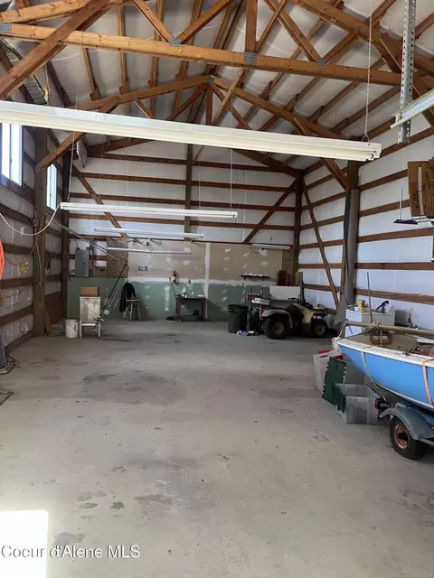 233 E Driftwood Heights Dr, Harrison, ID 83833 photo 9