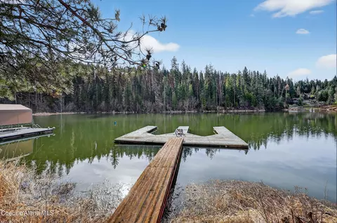 N Waters Edge Ct, Hayden Lake, ID 83835