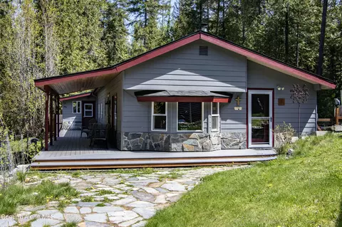 202 W Fry Creek Rd, Sagle, ID 83860