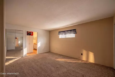Bedroom - 114 Bayview Rd, Athol, ID 83801 photo 1 of 3
