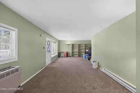 Living - 114 Bayview Rd, Athol, ID 83801 photo 4 of 6