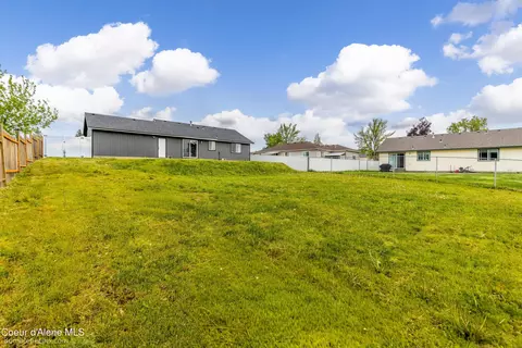Exterior - 2615 N Rawhide Ridge Rd, Post Falls, ID 83854 photo 5 of 7