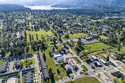 10490 N Government Way, Hayden, ID 83835