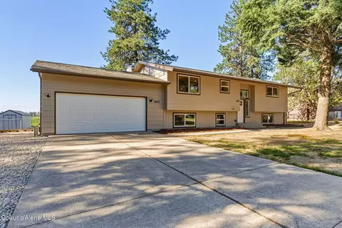 5605 N Pinegrove Dr, Coeur D'alene, ID 83814