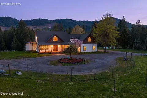 192 Bobbie Lynn Ln, Sagle, ID 83860