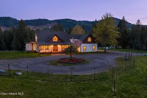 192 Bobbie Lynn Ln, Sagle, ID 83860