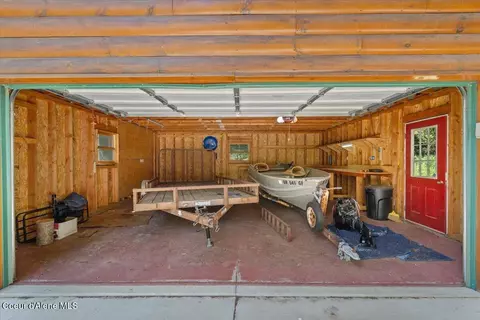Exterior - 13764 S Ridgeview Dr, Harrison, ID 83833 photo 6 of 17