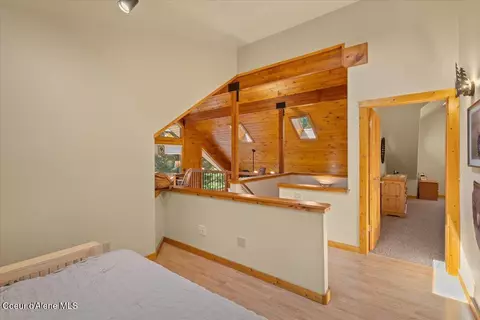 Bedroom - 13764 S Ridgeview Dr, Harrison, ID 83833 photo 6 of 7