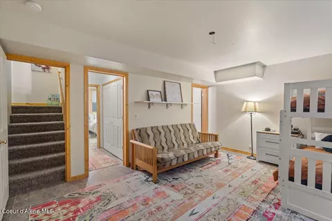 Bedroom - 13764 S Ridgeview Dr, Harrison, ID 83833 photo 4 of 7