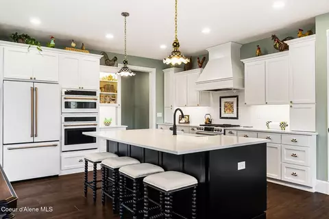 Kitchen - 261 Hawkwind Trl, Cocolalla, ID 83813 photo 8 of 11