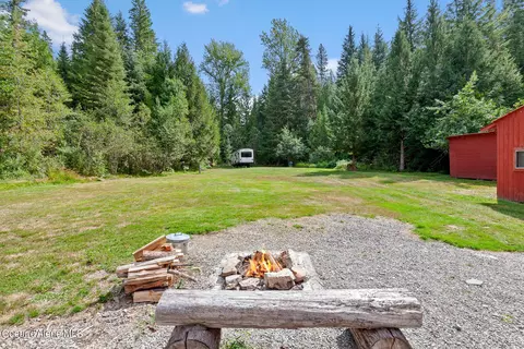 9076 Cda River Rd, Kingston, ID 83839