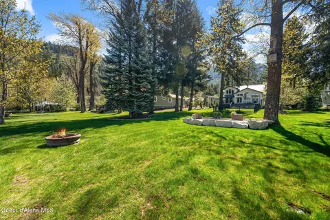 Exterior - 239 Pierce Ln, Sagle, ID 83860 photo 17 of 23