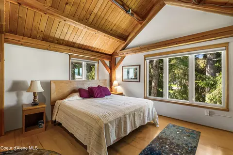 Bedroom - 239 Pierce Ln, Sagle, ID 83860 photo 4 of 5